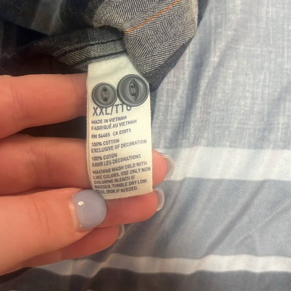 American Eagle Men’s Flannel Shirt! - Picture 3 of 6